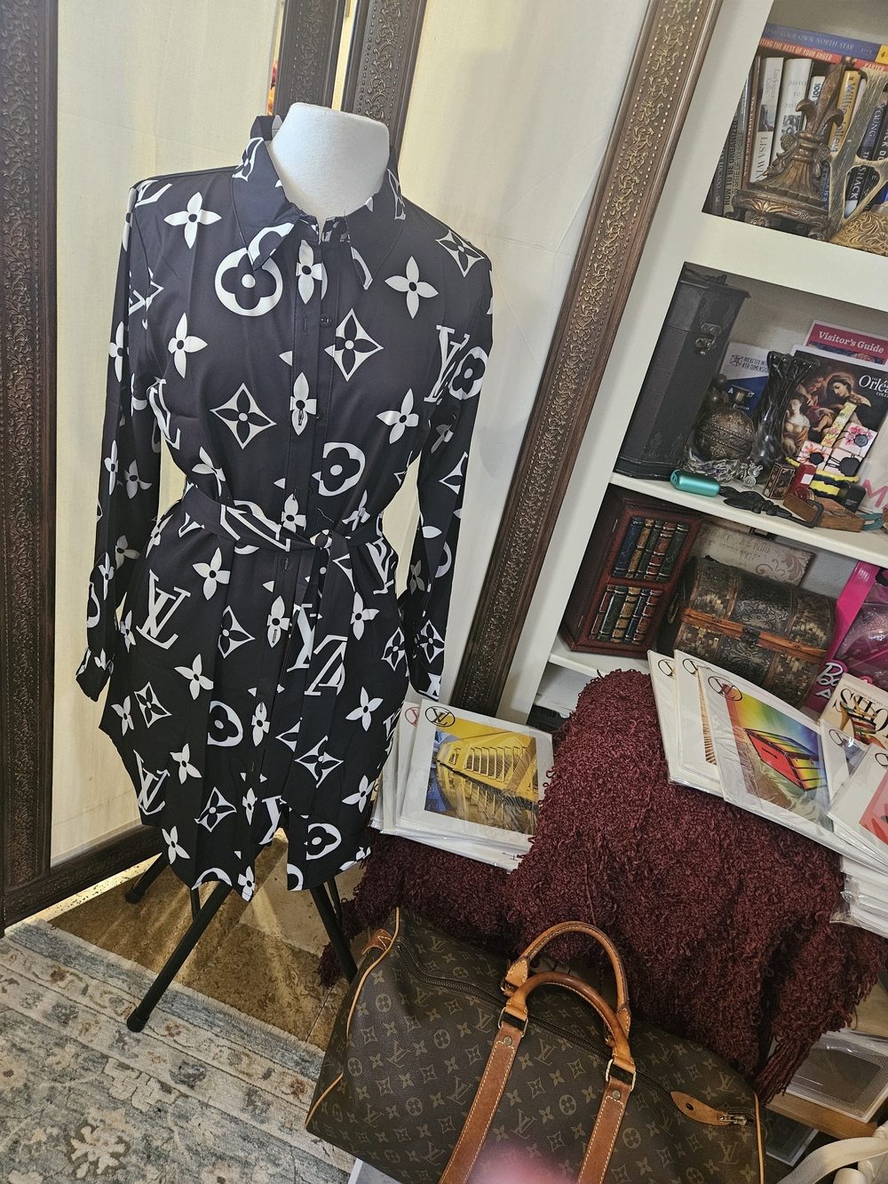 Black and White Monogram Shirt Dress — Luxury Style - Picture 2 of 4